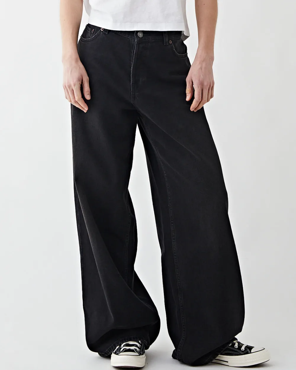 Haikure Bethany Mid Black Hot