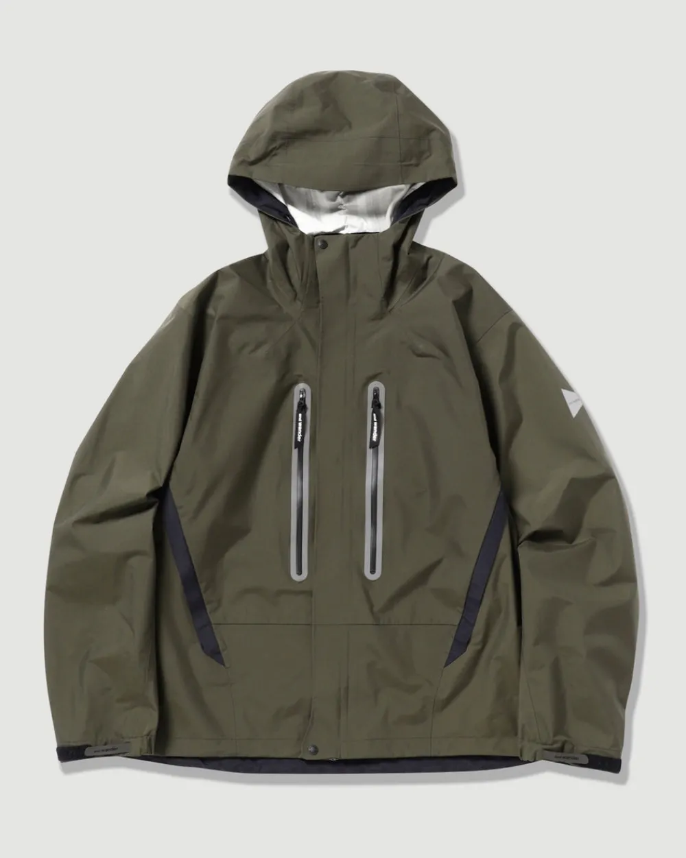 and wander 2.5L Hiker Rain Jacket Dark Khaki Fashion