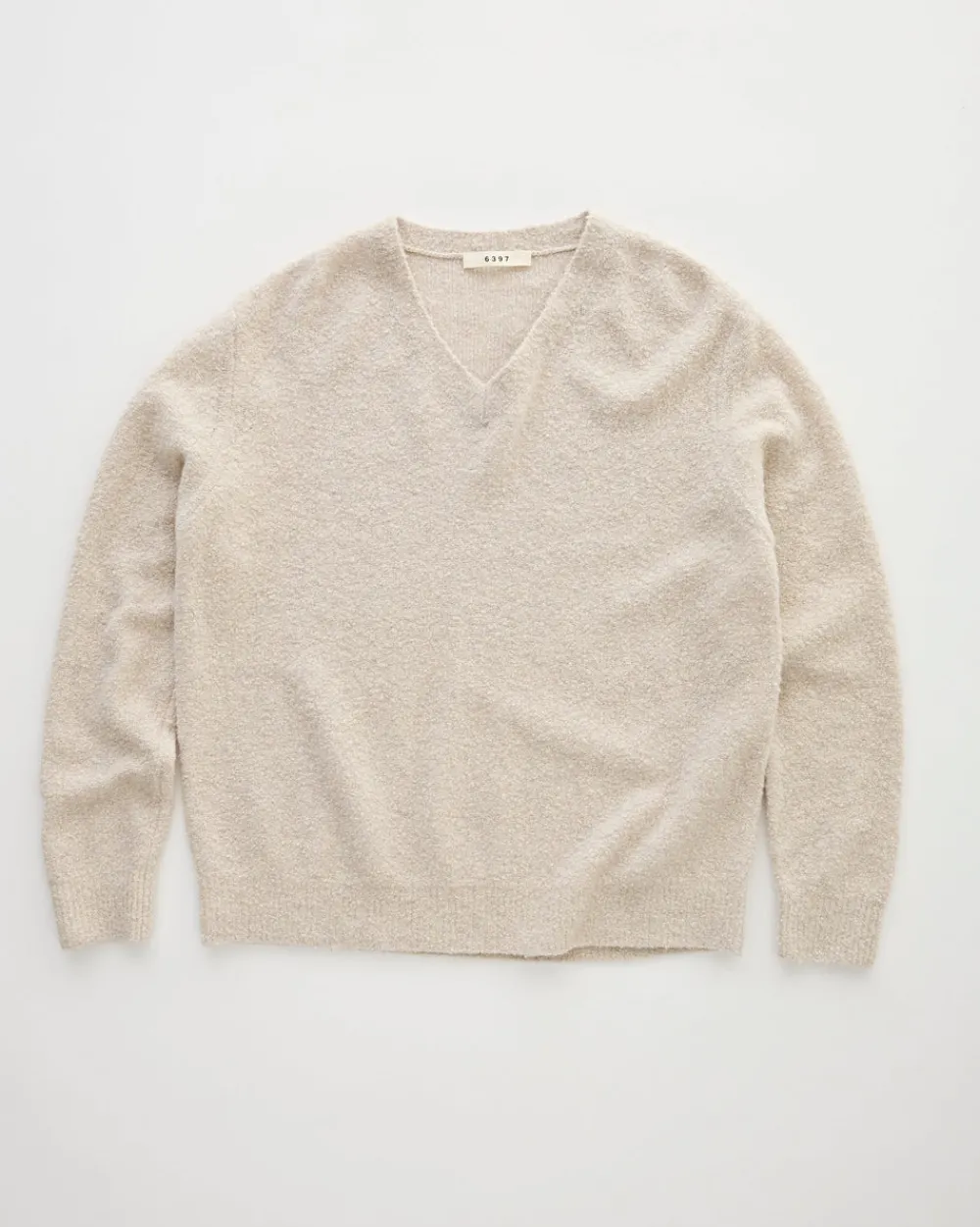 6397 Nubby V-Neck Chalk Clearance