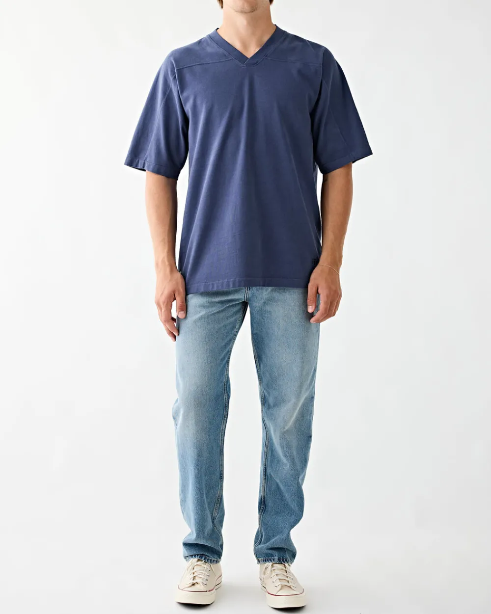 Tenue. Varsity V-Neck T-Shirt Ink Fashion