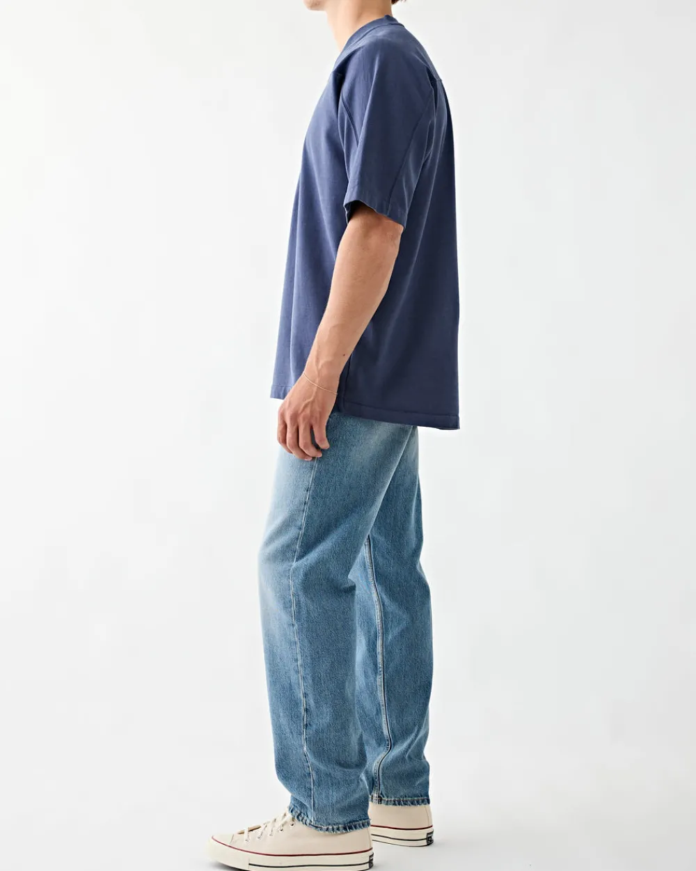 Tenue. Varsity V-Neck T-Shirt Ink Fashion