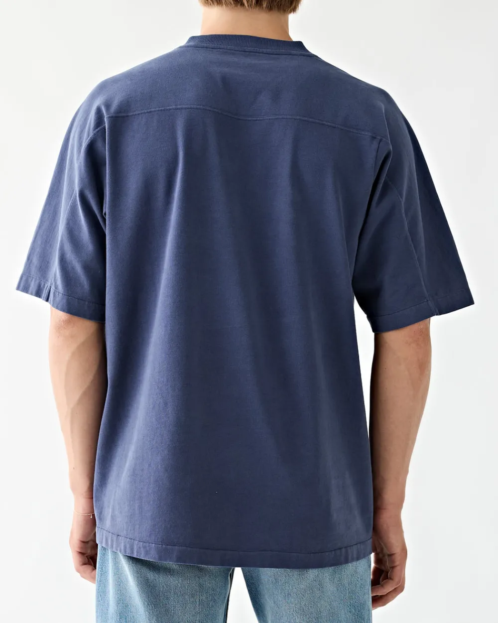 Tenue. Varsity V-Neck T-Shirt Ink Fashion