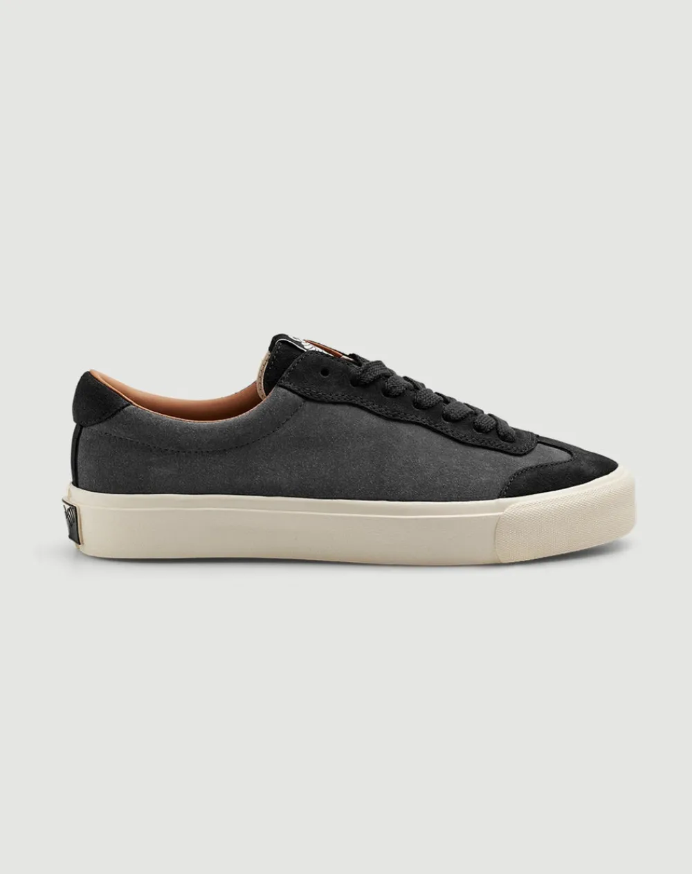 Last Resort AB VM004 Milic Lo Black Graphite/White Hot